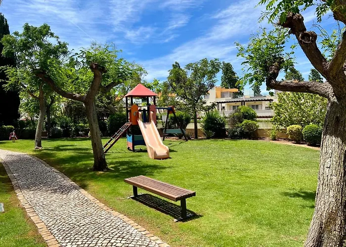 Nest Algarve Edition *